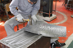 Magnesium Violins Created by Hammer