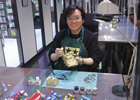 Hasegawa Shinji, master at the Tamiya Plamodel Factory