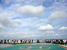 Tokyo’s vast sky as seen from the open air observatory (Photo courtesy of TOKYO CITY VIEW)