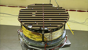 The main body of IKAROS. (Photo courtesy of JAXA)