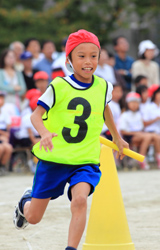 It is every child's hope to be able to run fast at the Elementary School sports day