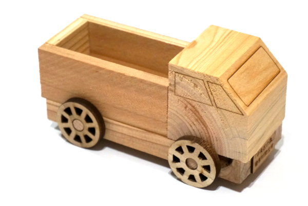 Wooden model kit made at a workshop