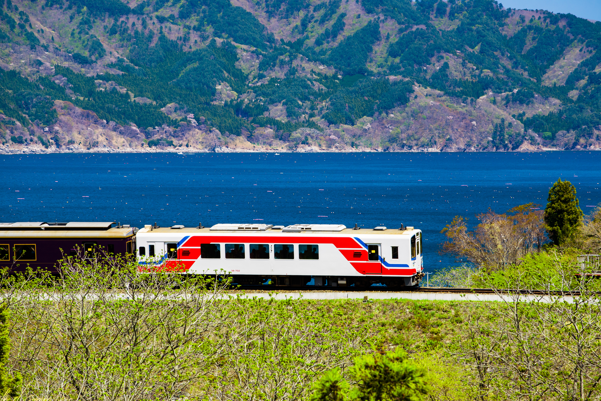 岩手県の三陸鉄道。2011年の震災からの復興シンボルです。