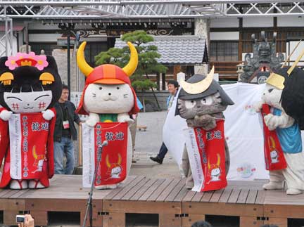 The Yuru Kyara Festival in Hikone. (Photo courtesy of Hikone City, Shiga Prefecture)