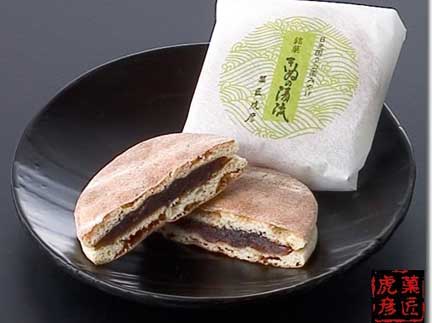 Kinu no Seiryu sweets. (C)Torahiko Seika Inc.