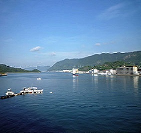 The view from Mukaishima towards downtown Onomichi (Seaside Hostel Light House)