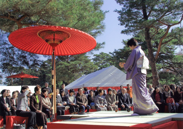 The Sayama Grand Tea Ceremony (courtesy of Sayama City)