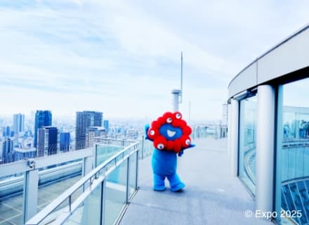 In Osaka, Myaku-Myaku is getting everyone excited to host the event. (© Expo 2025)