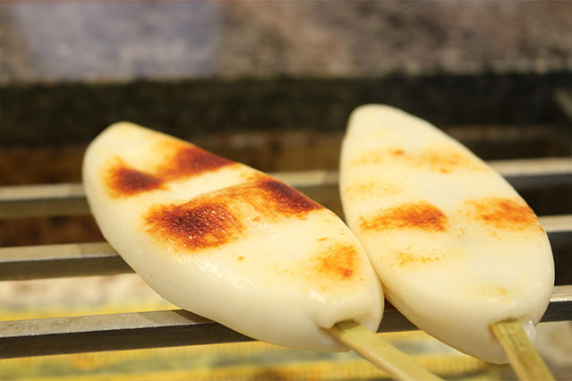 蒲鉾的烹饪可采用炙烤、烘烤、清蒸或水煮等方式。